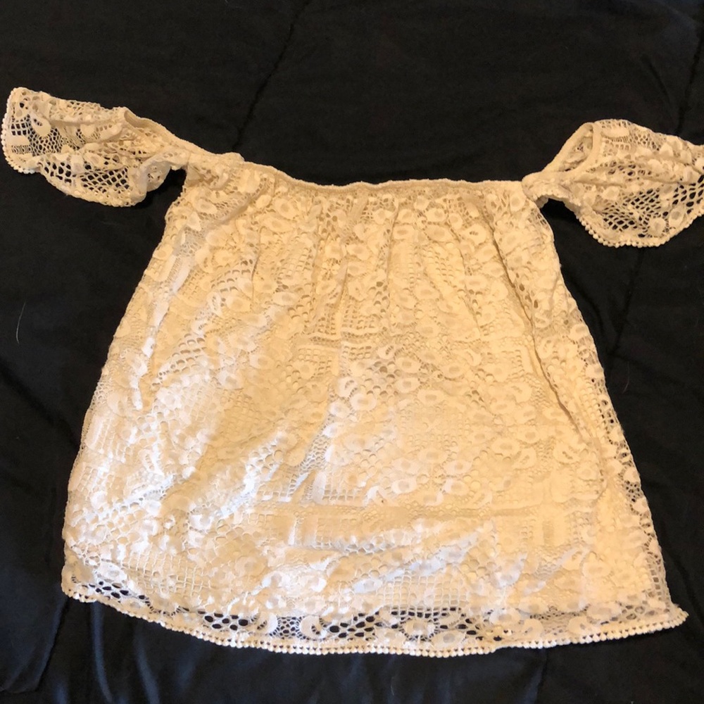 🌻Boho off the shoulder cream lace top🌻